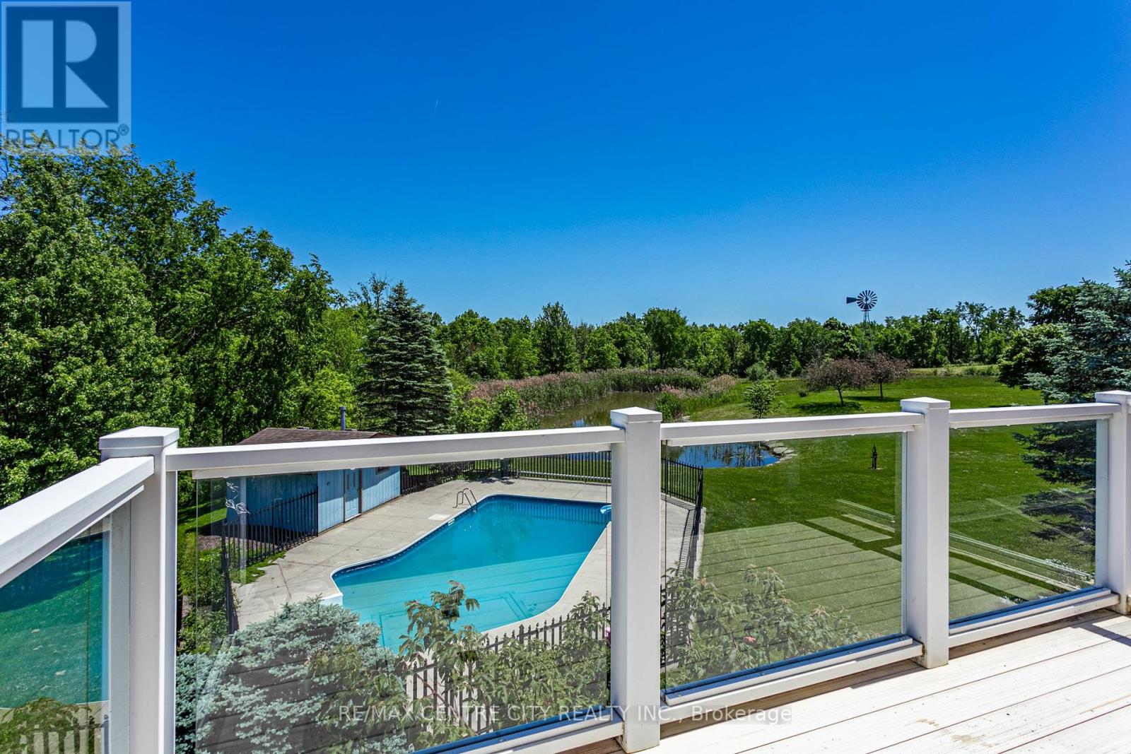 15260 Furnival Road Property Photo 23