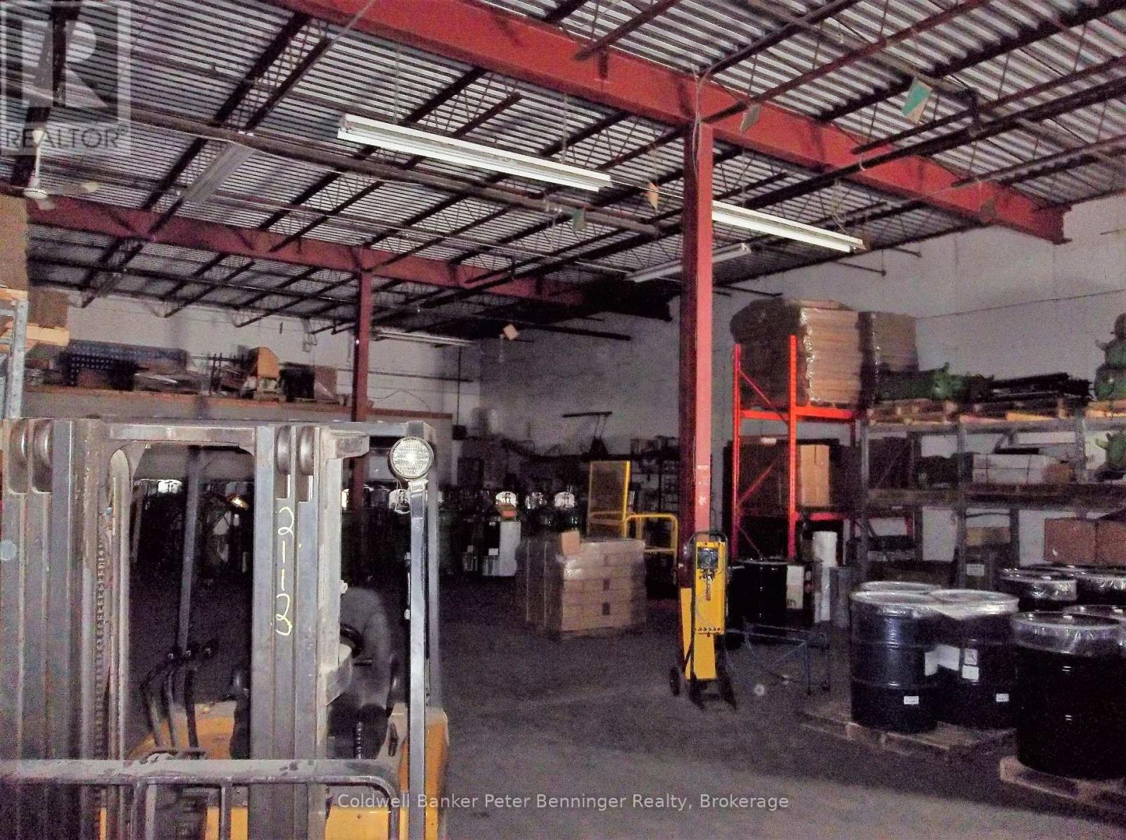 106 Colborne Street N Property Photo 13