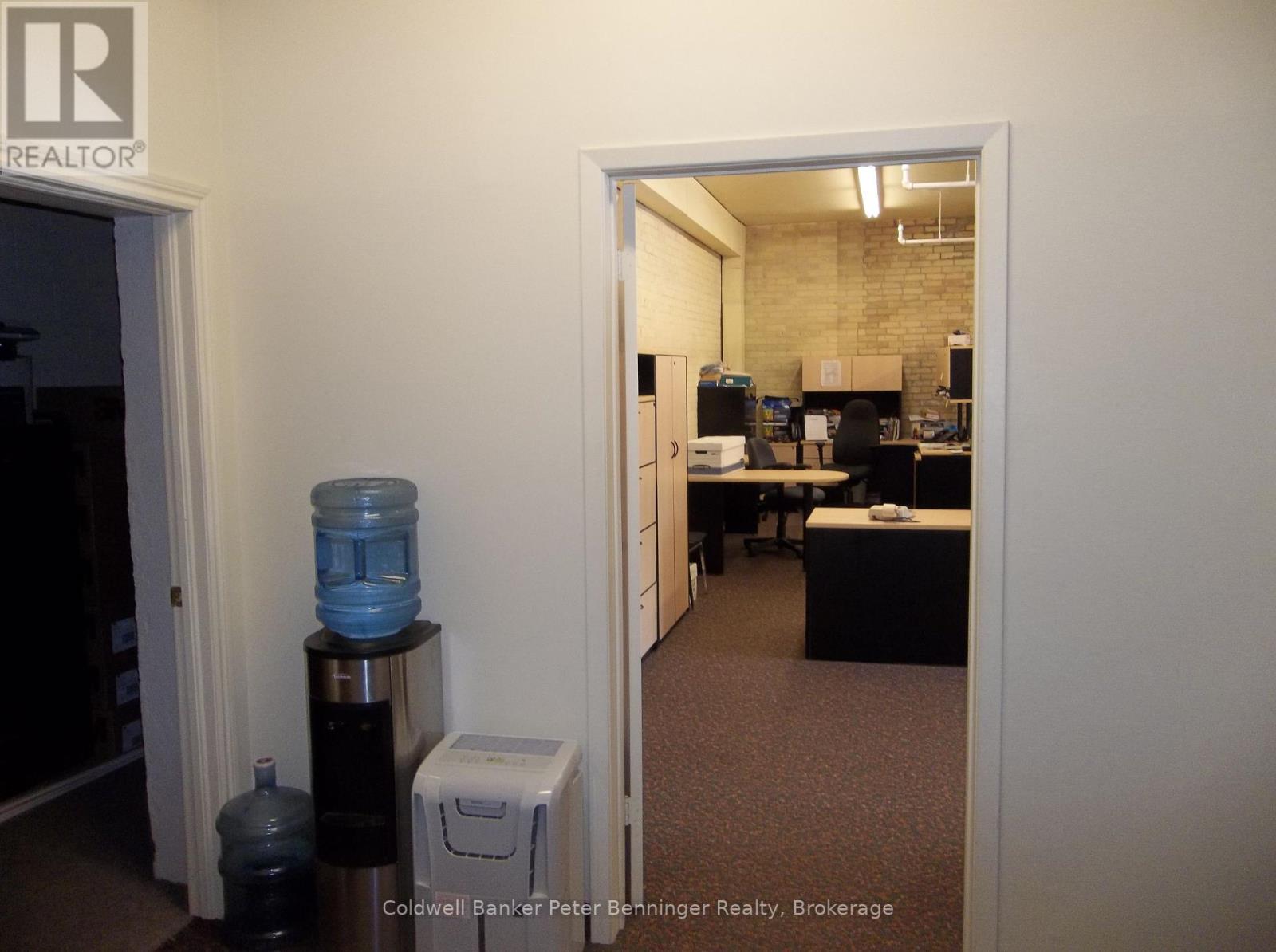 106 Colborne Street N Property Photo 17