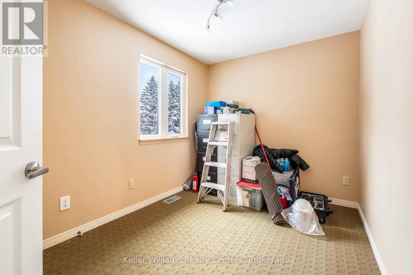660 Main Street Property Photo 25
