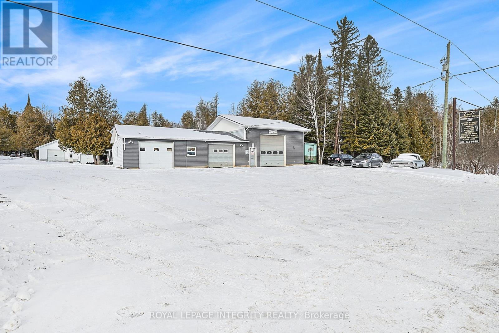 531 Whelan Road S Property Photo 1