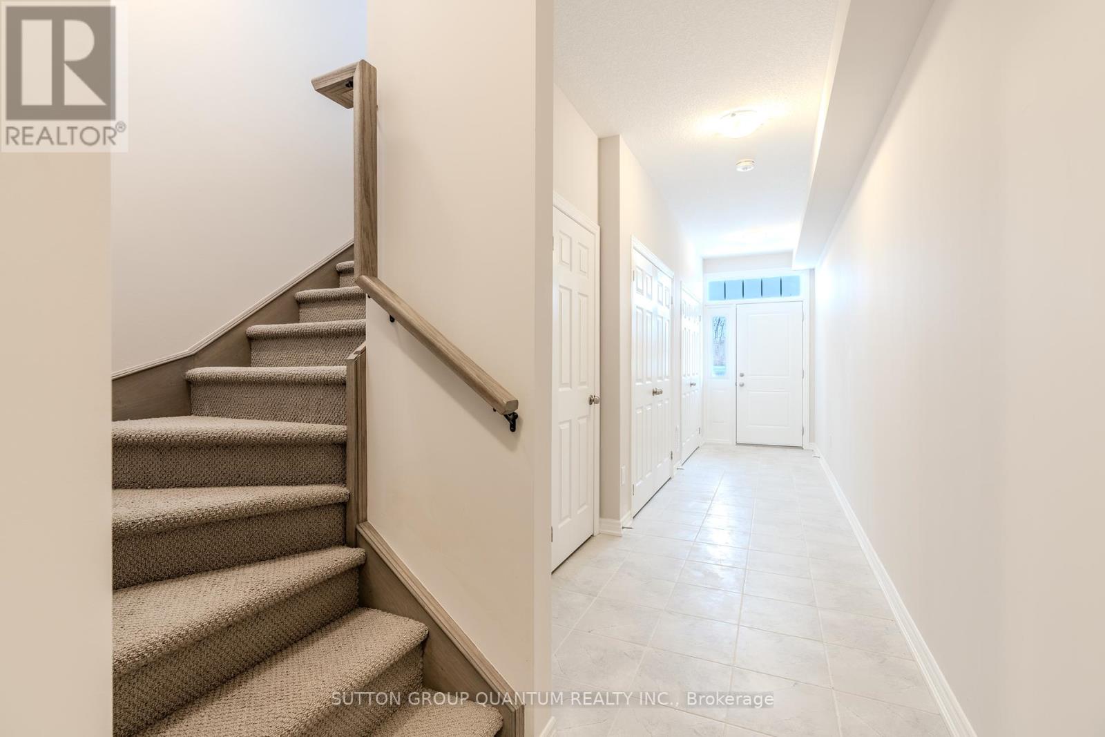 85 - 677 Park Road N Property Photo 6