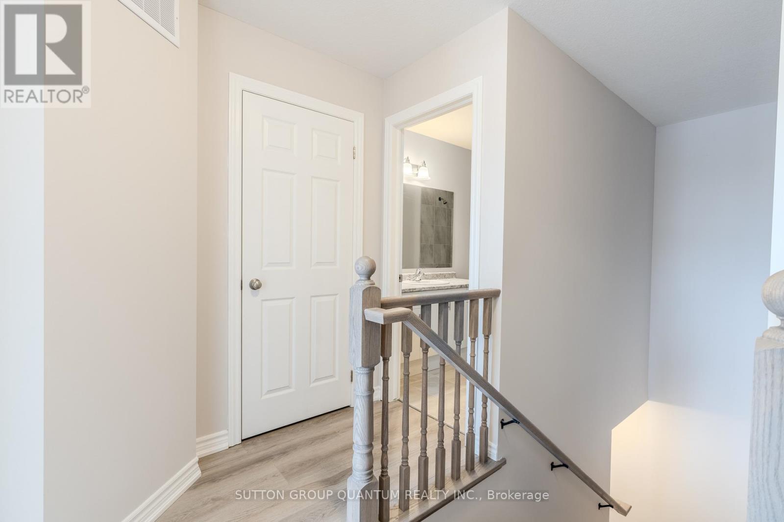 85 - 677 Park Road N Property Photo 18