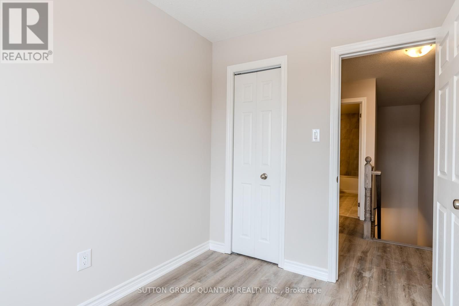 85 - 677 Park Road N Property Photo 24
