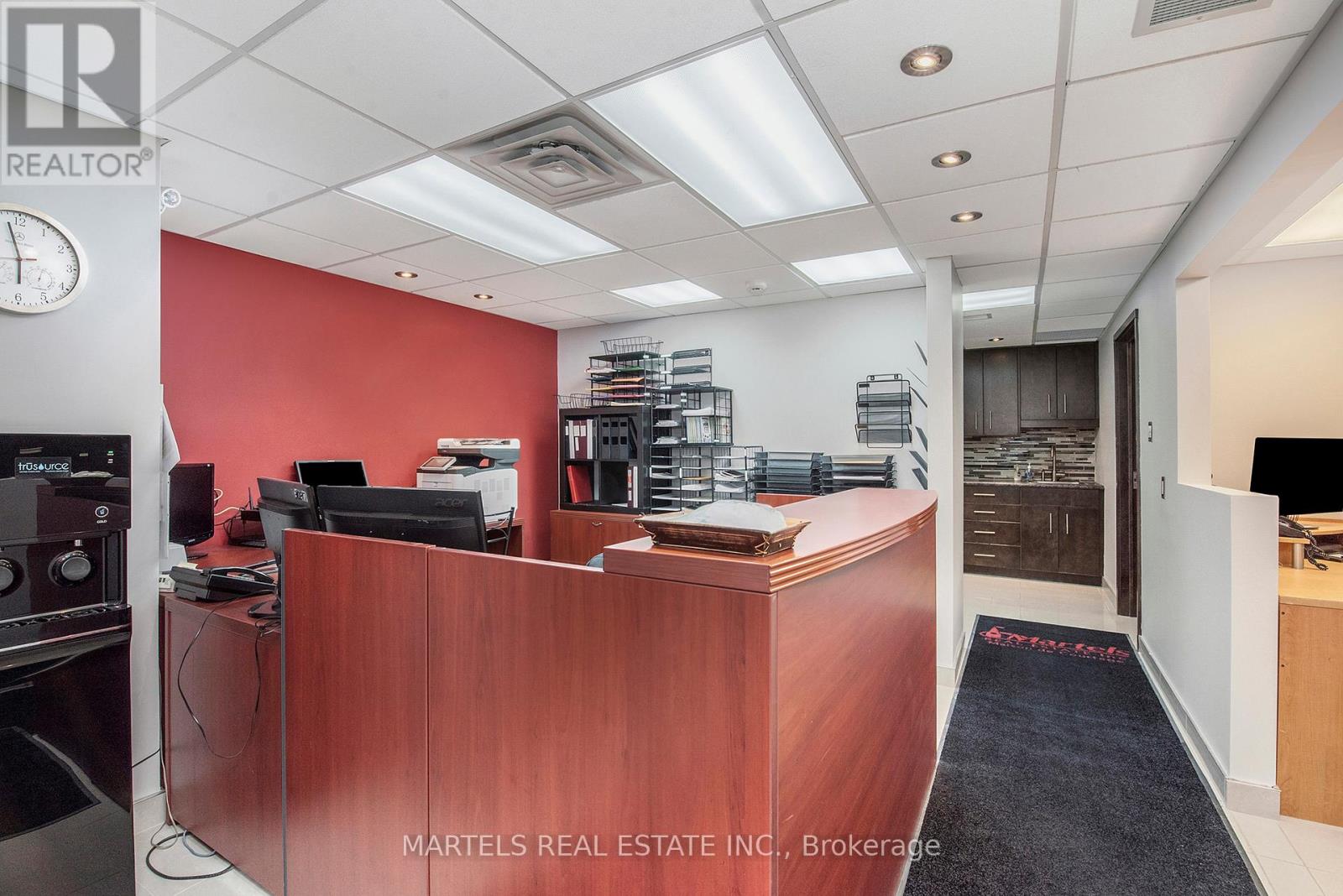 14 - 5480 Canotek Road Property Photo 7