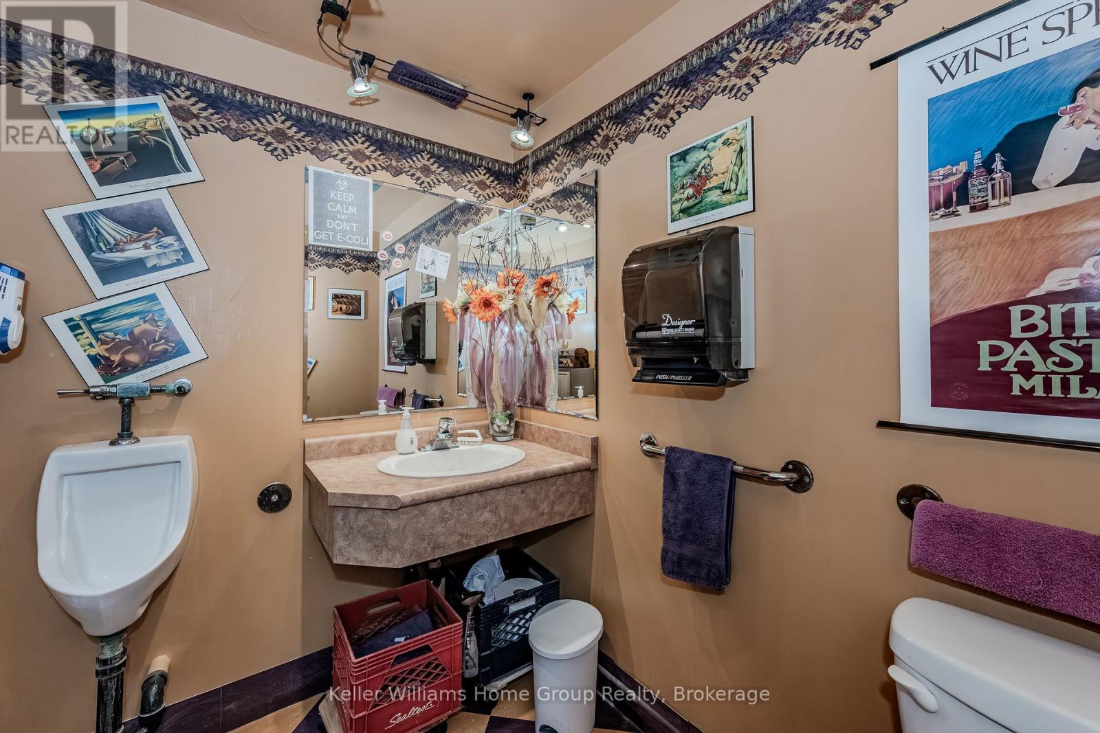 5 - 115 Downey Road Property Photo 31
