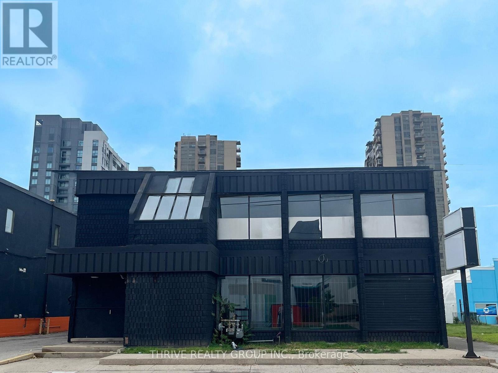 724 York Street Property Photo 1
