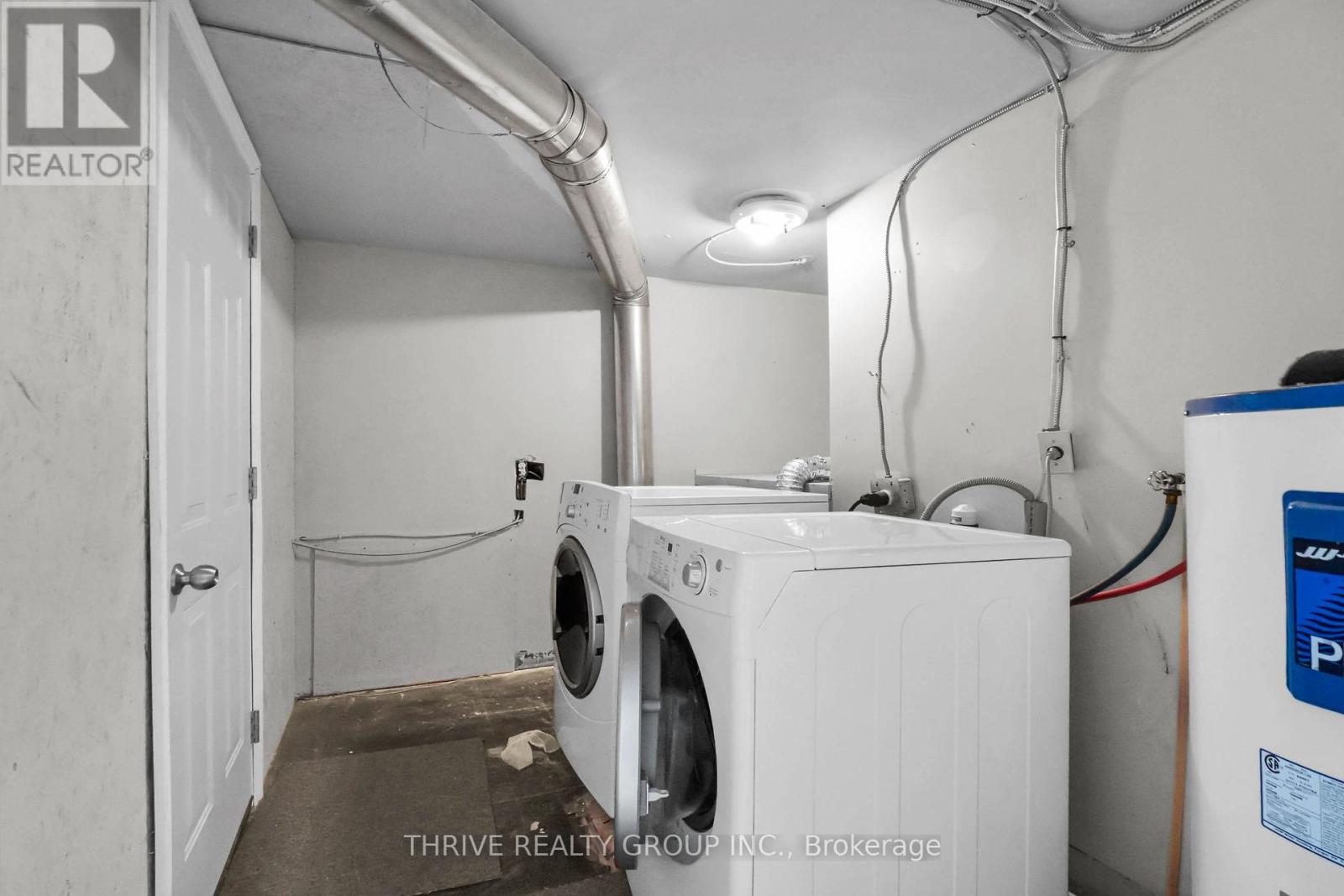200 Dundas Street Property Photo 10