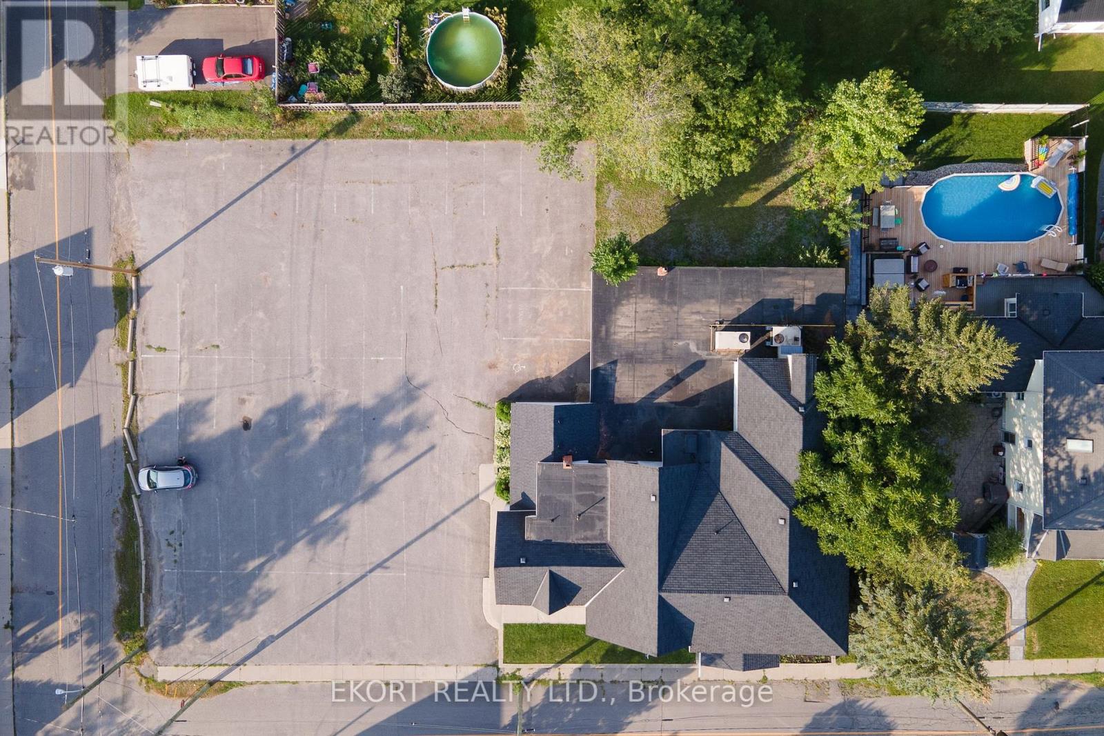 87 James Street Property Photo 3