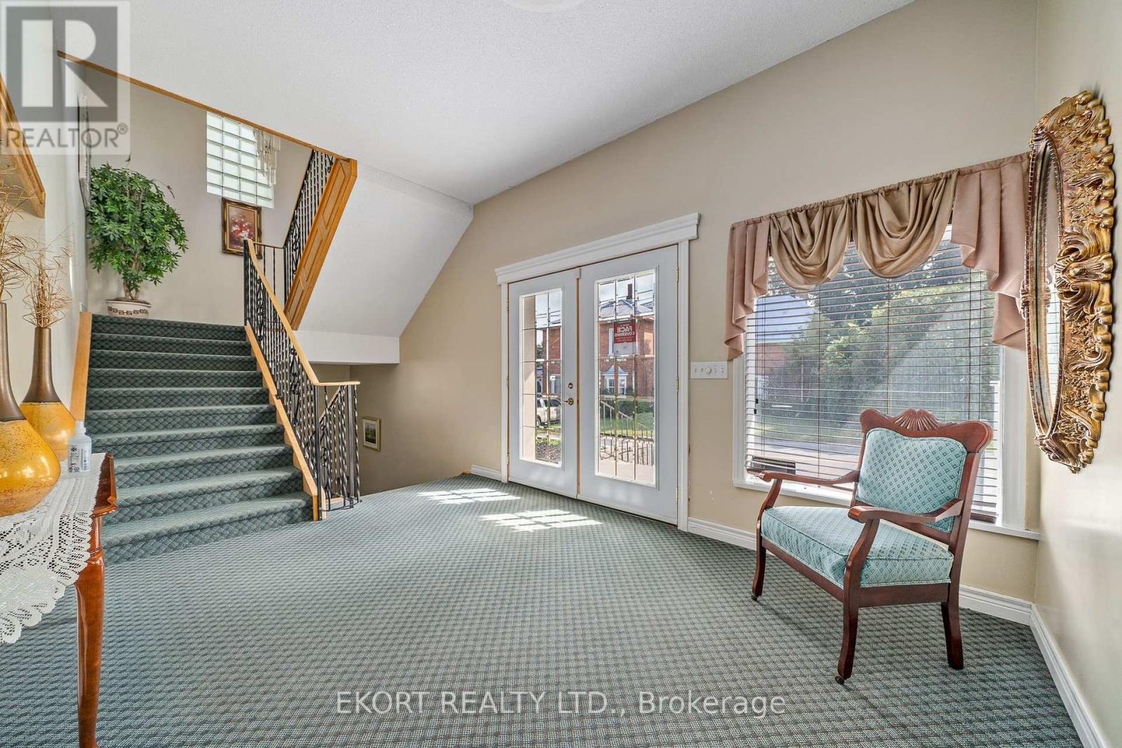 87 James Street Property Photo 9