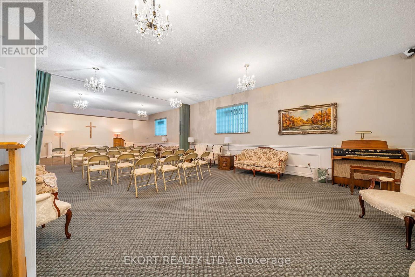 87 James Street Property Photo 10