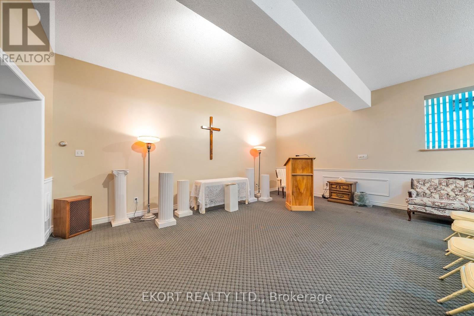 87 James Street Property Photo 12