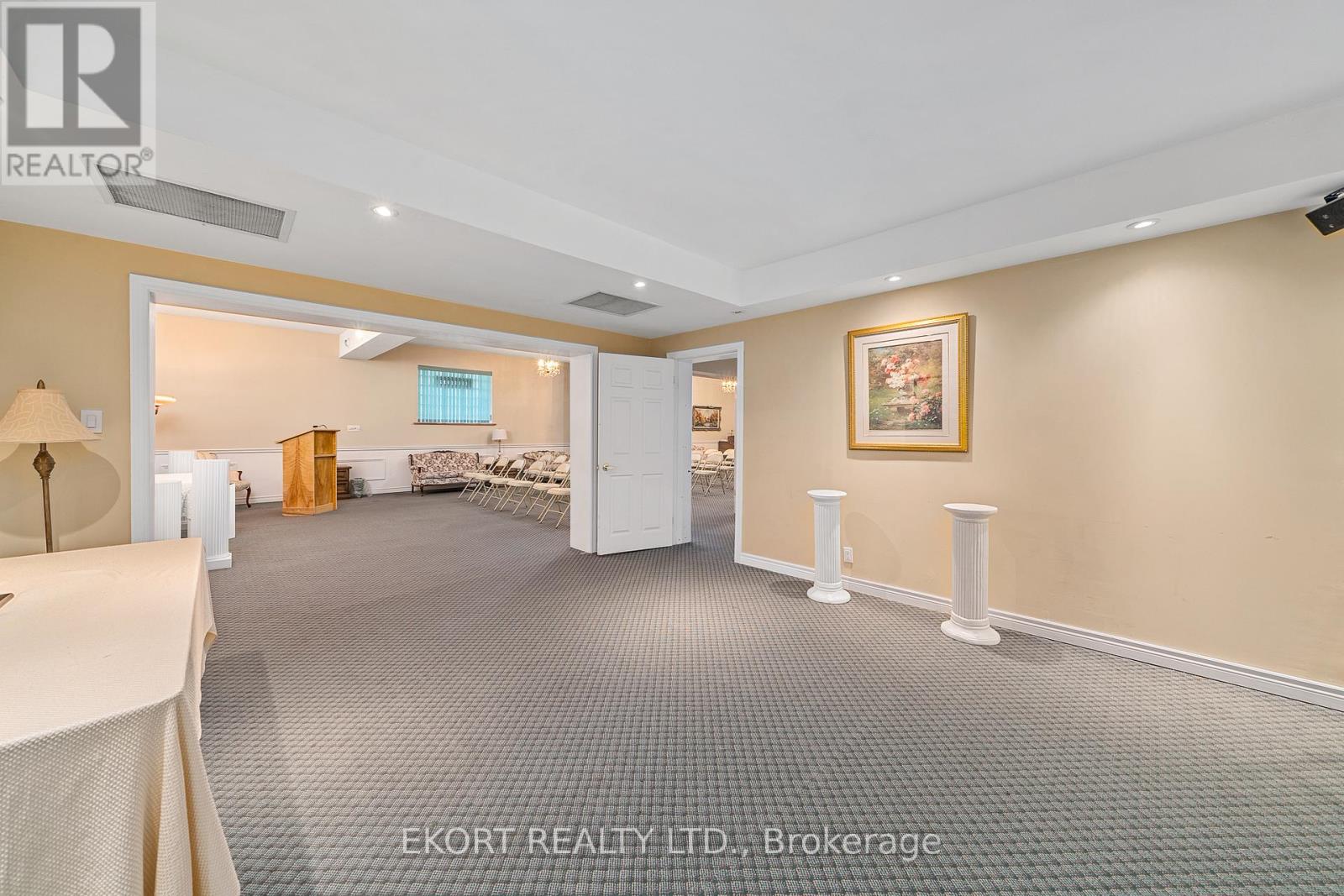 87 James Street Property Photo 14