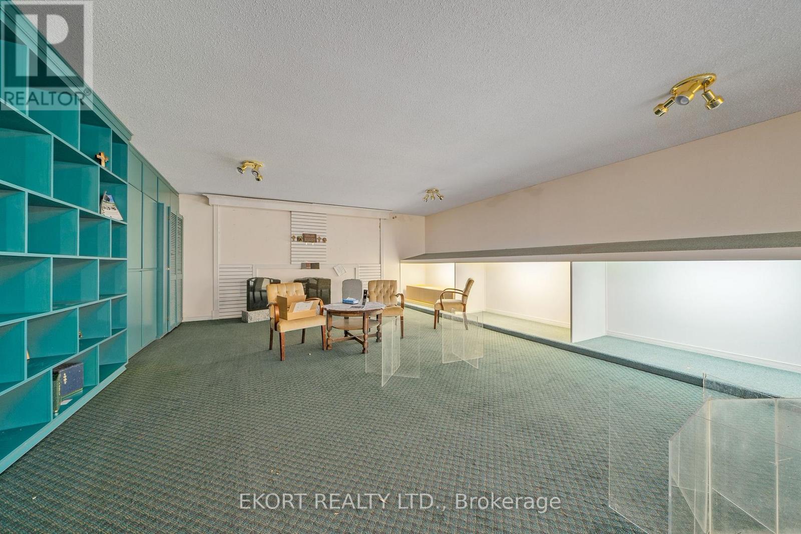 87 James Street Property Photo 25
