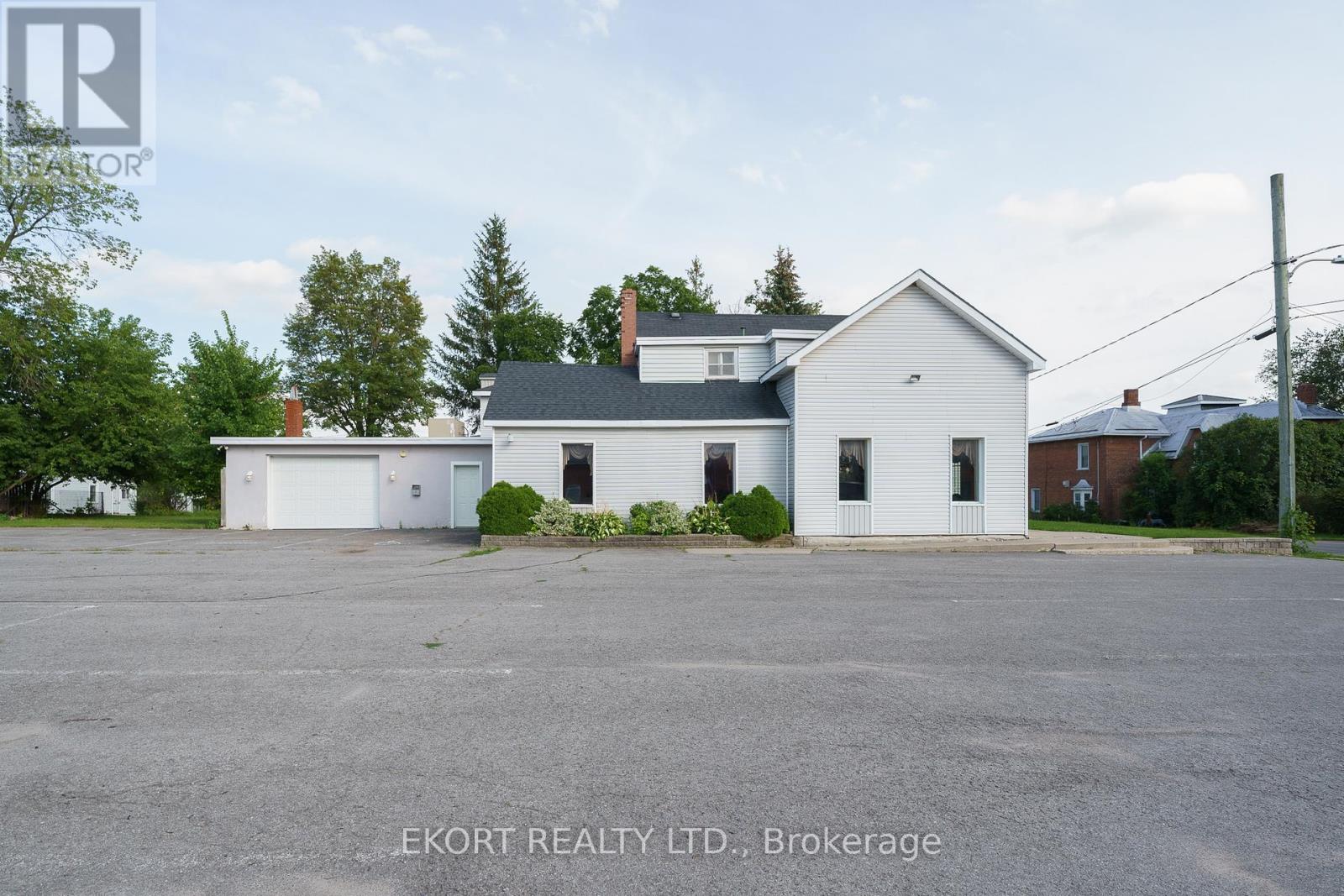 87 James Street Property Photo 35