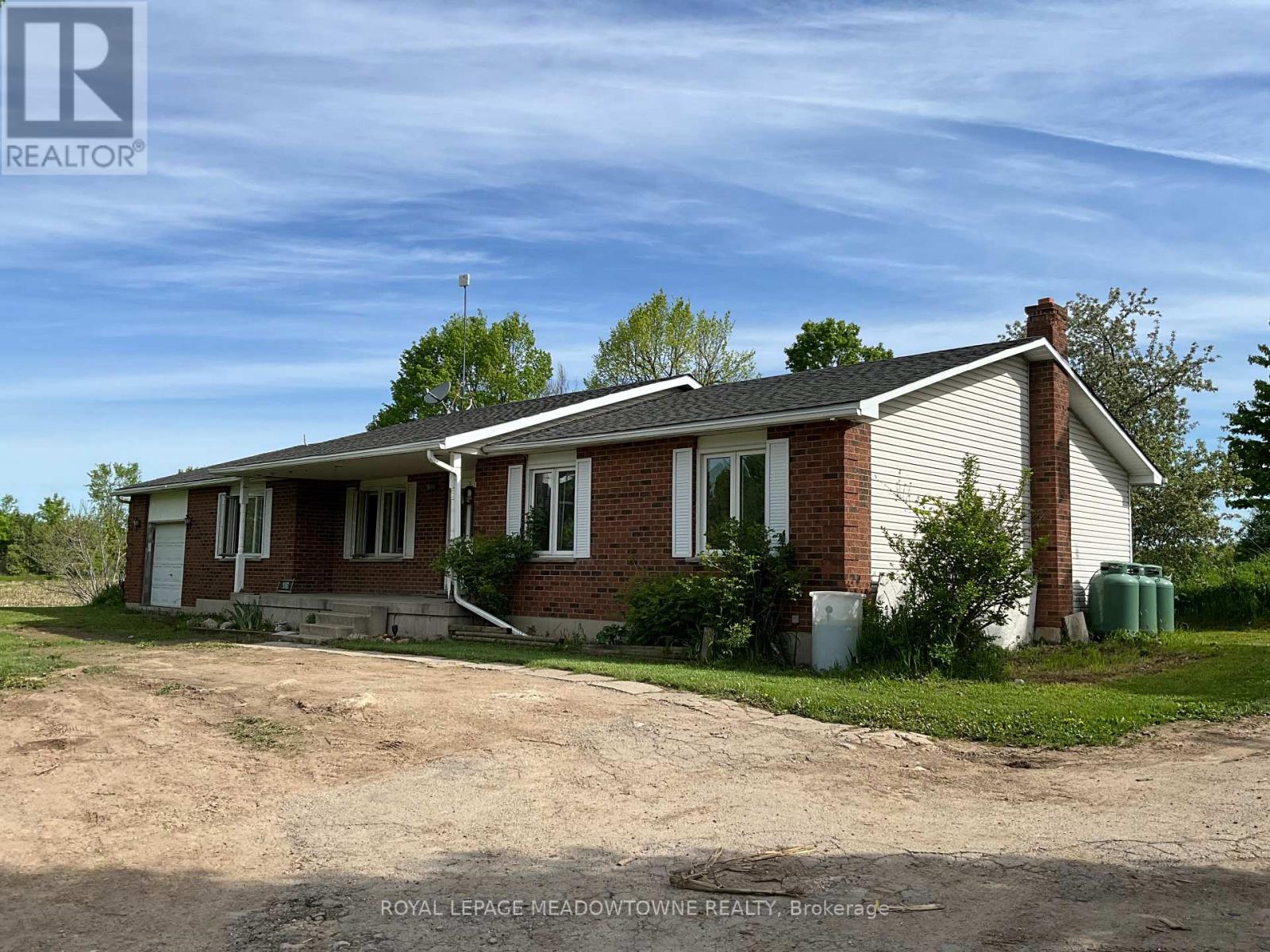 5167 Fifth Line Property Photo 1