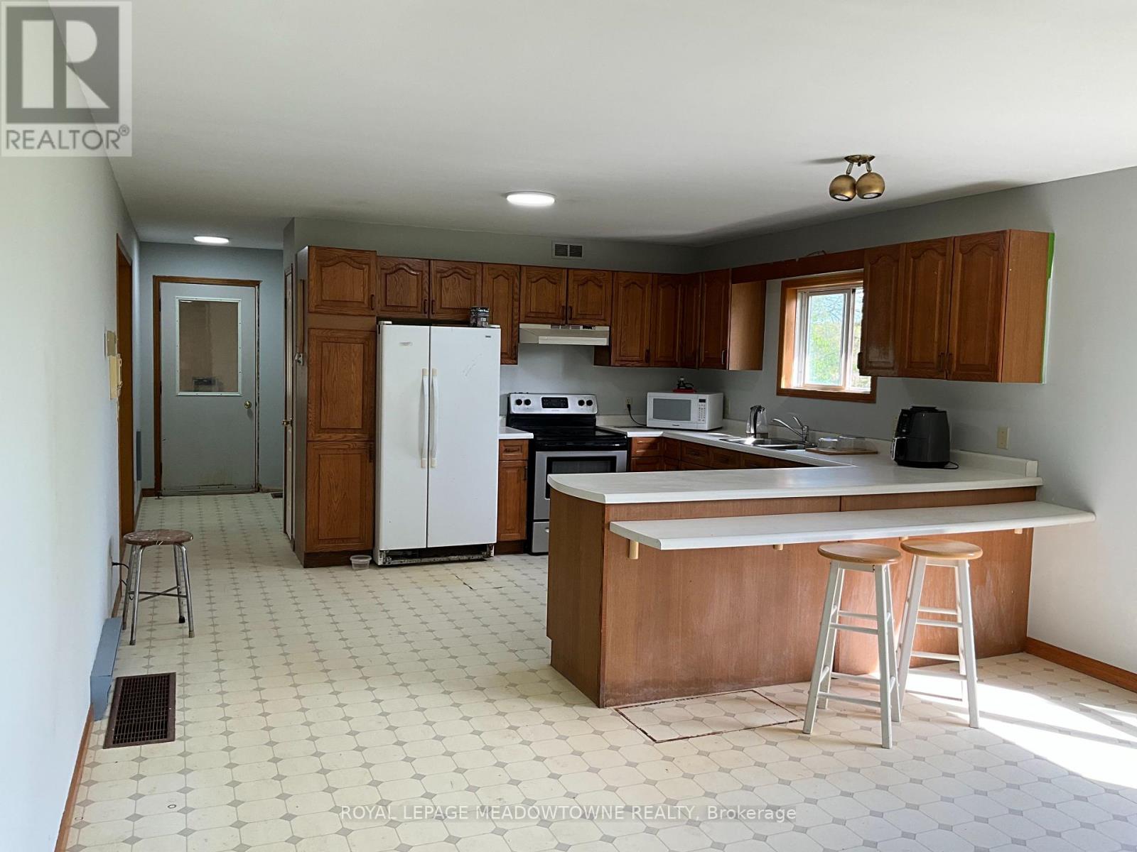 5167 Fifth Line Property Photo 12