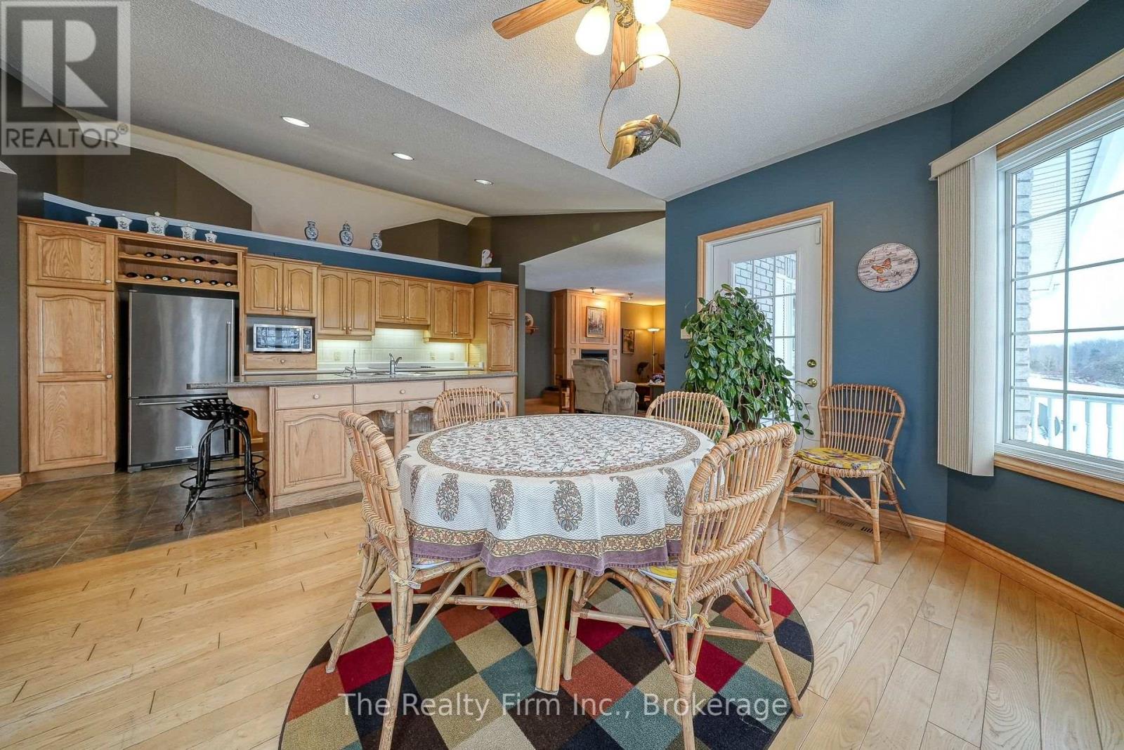 716173 18th Line Property Photo 12