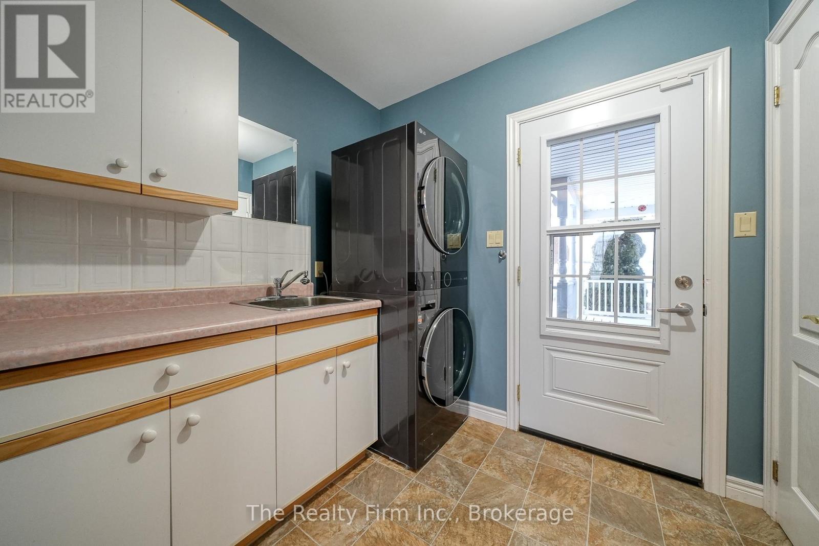 716173 18th Line Property Photo 18