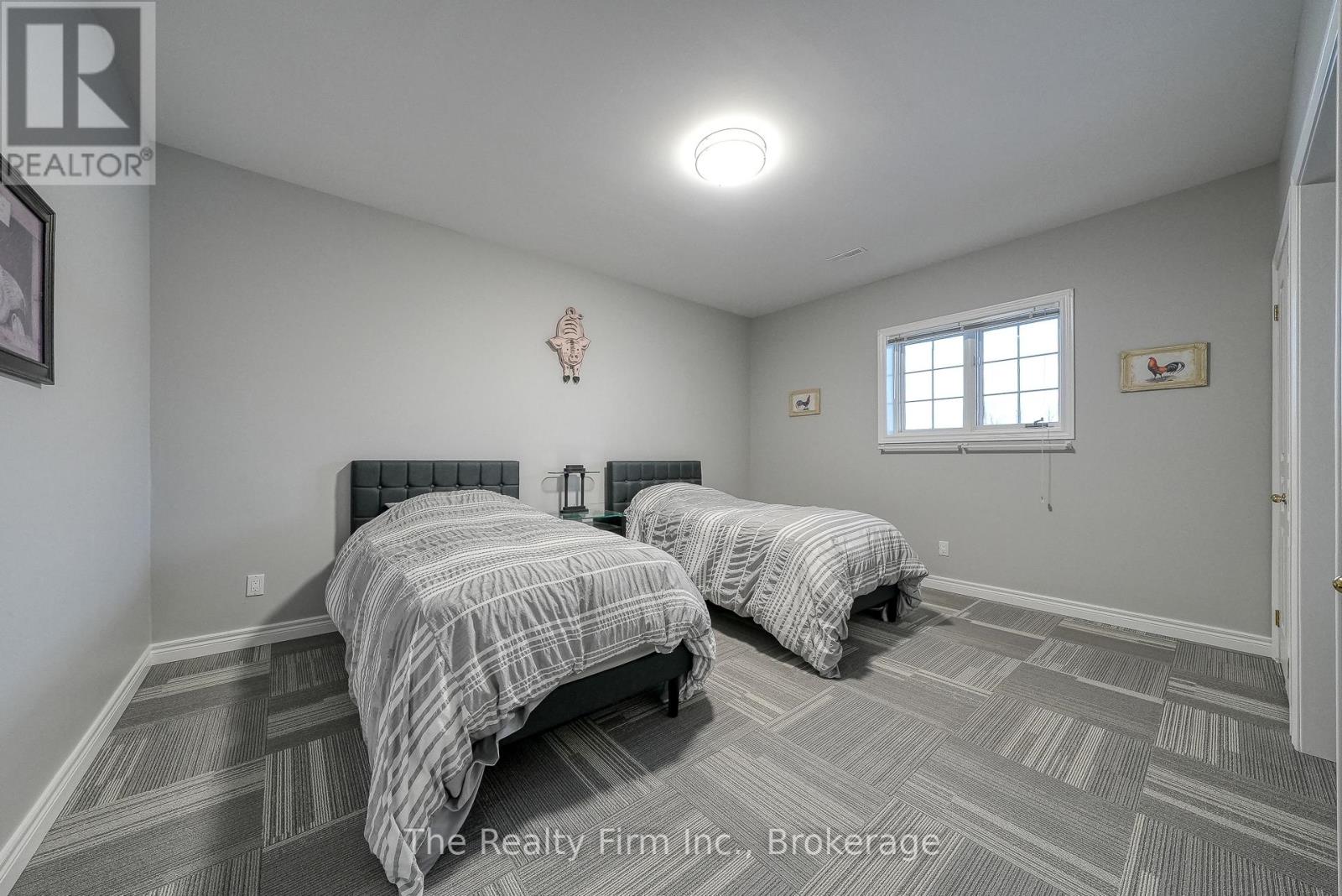 716173 18th Line Property Photo 28