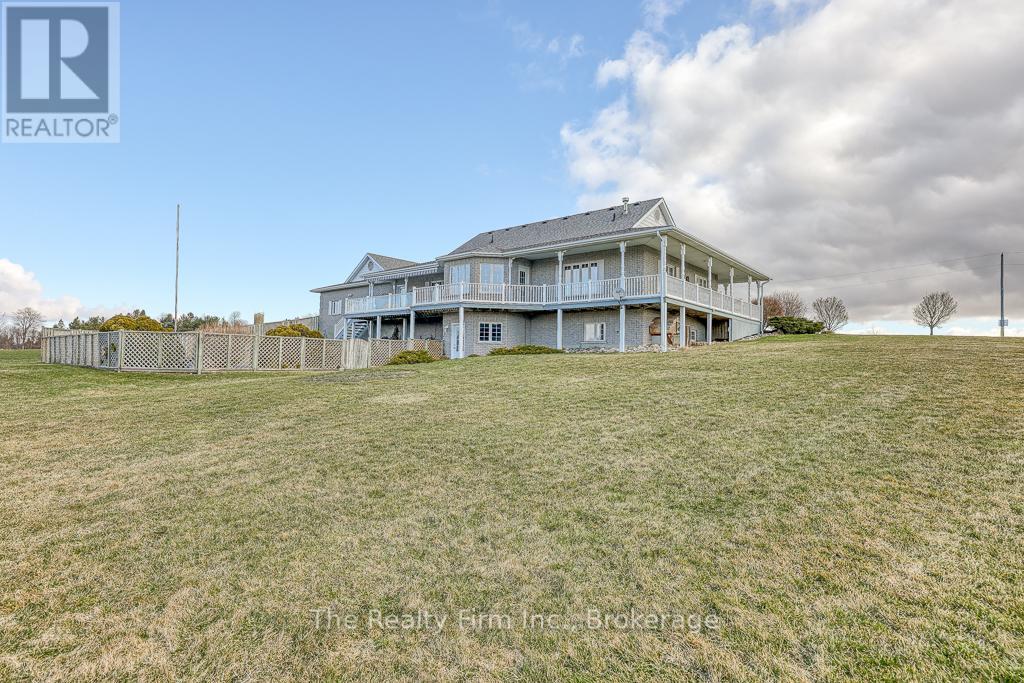 716173 18th Line Property Photo 42