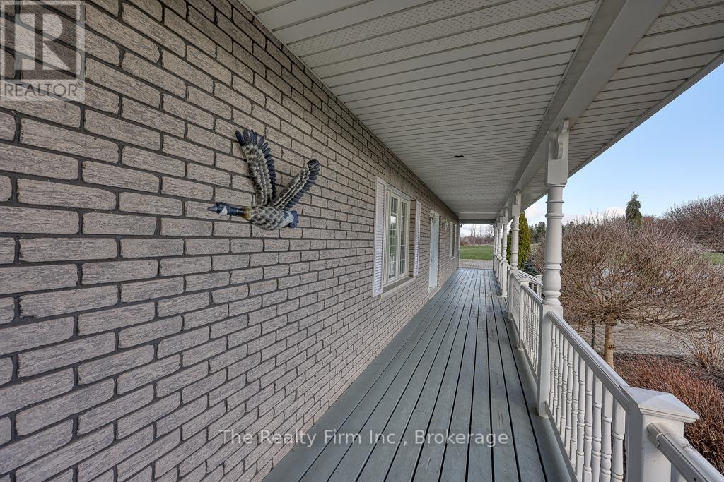716173 18th Line Property Photo 7