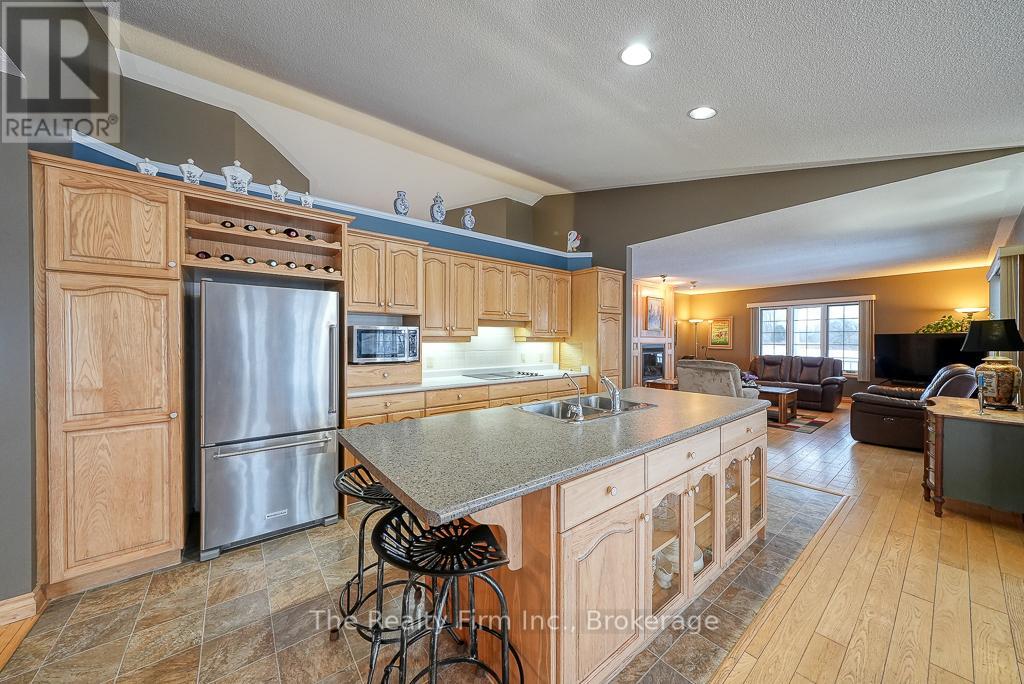 716173 18th Line Property Photo 14