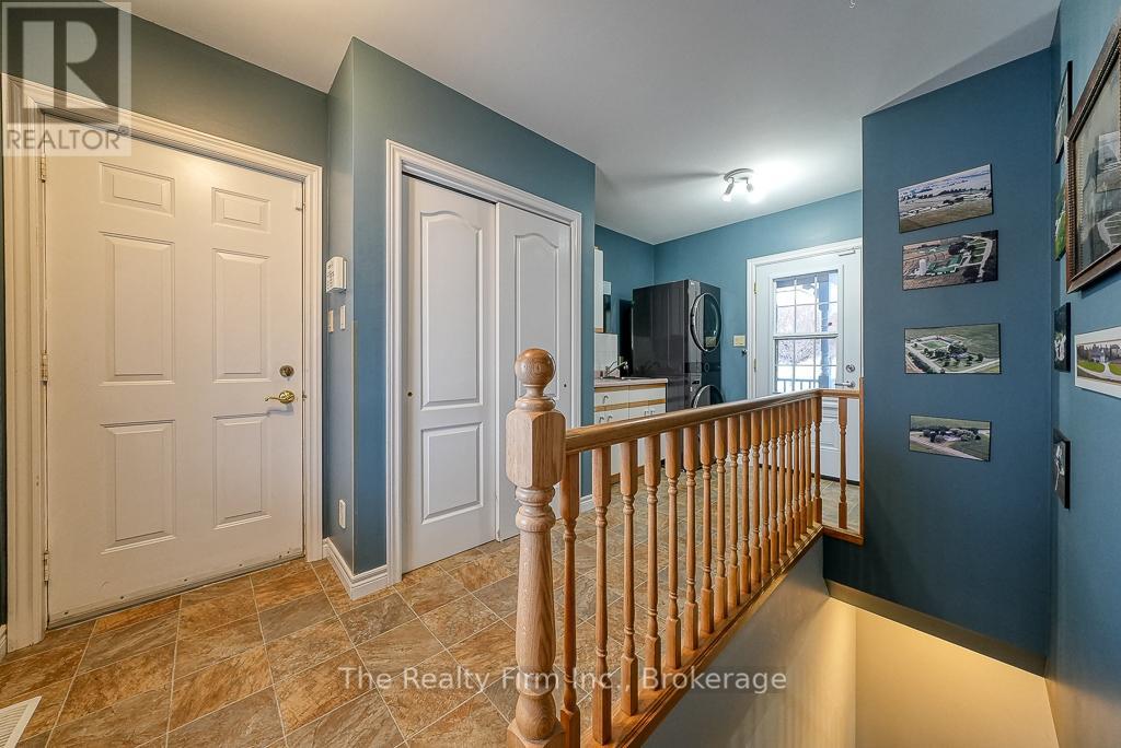 716173 18th Line Property Photo 23