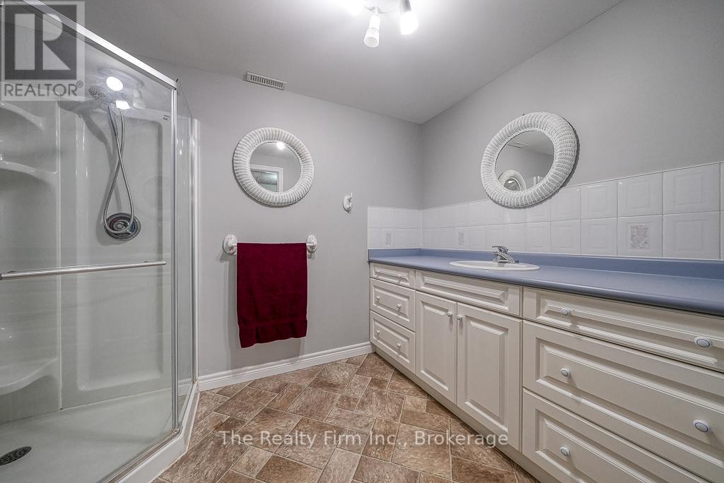 716173 18th Line Property Photo 29