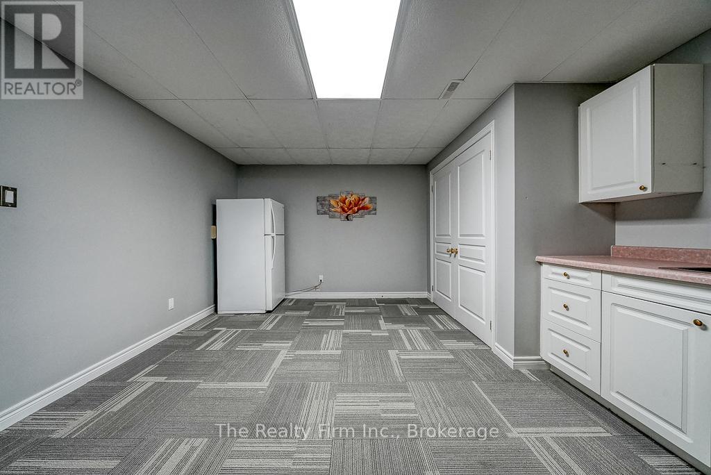 716173 18th Line Property Photo 30