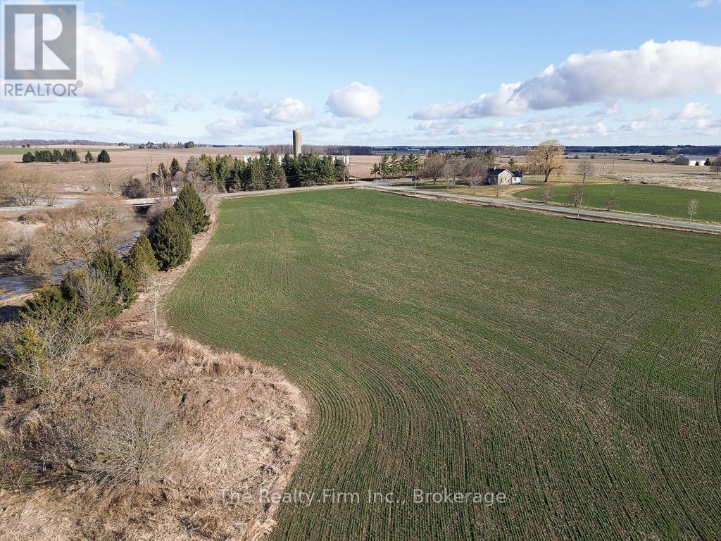 716173 18th Line Property Photo 37