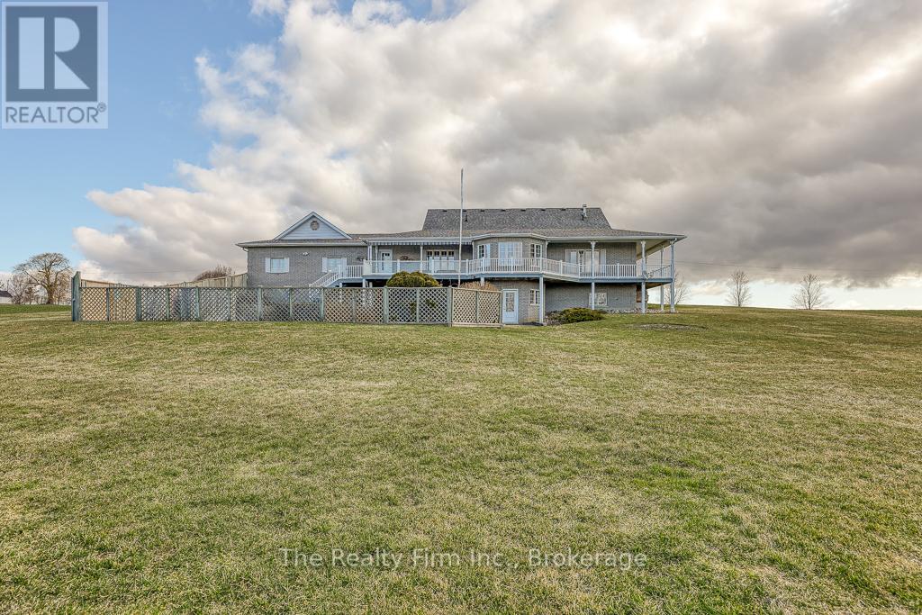 716173 18th Line Property Photo 41