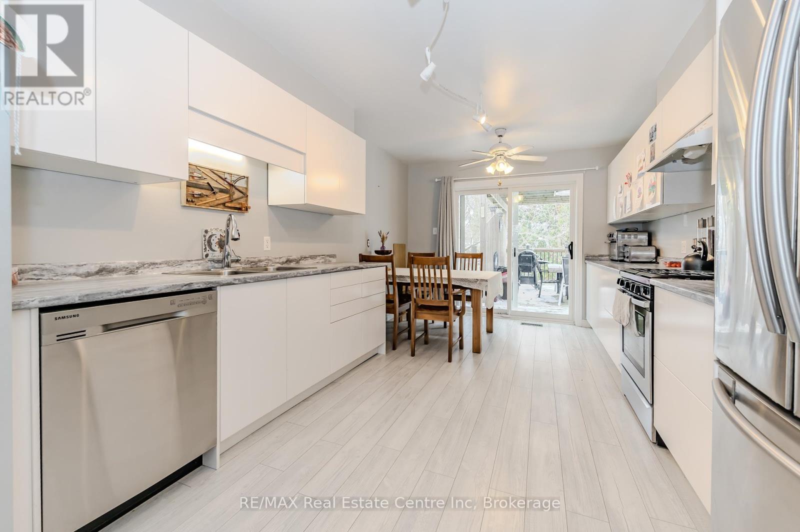 56 Fennell Street Property Photo 18