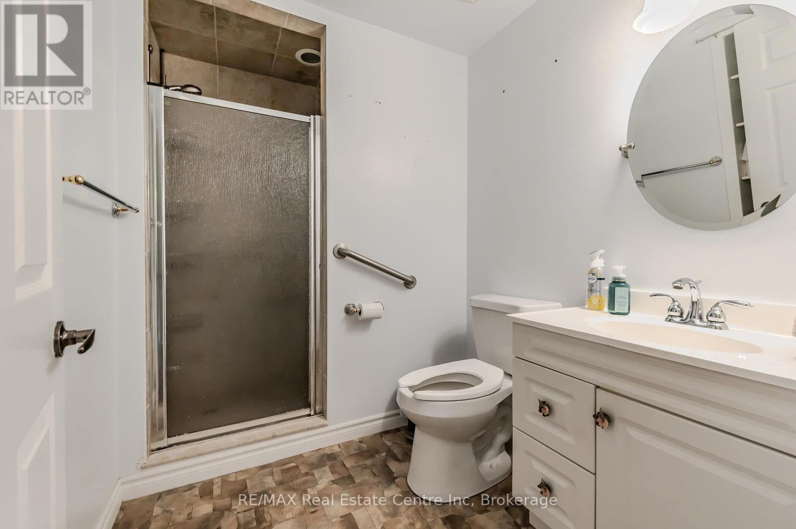 56 Fennell Street Property Photo 32
