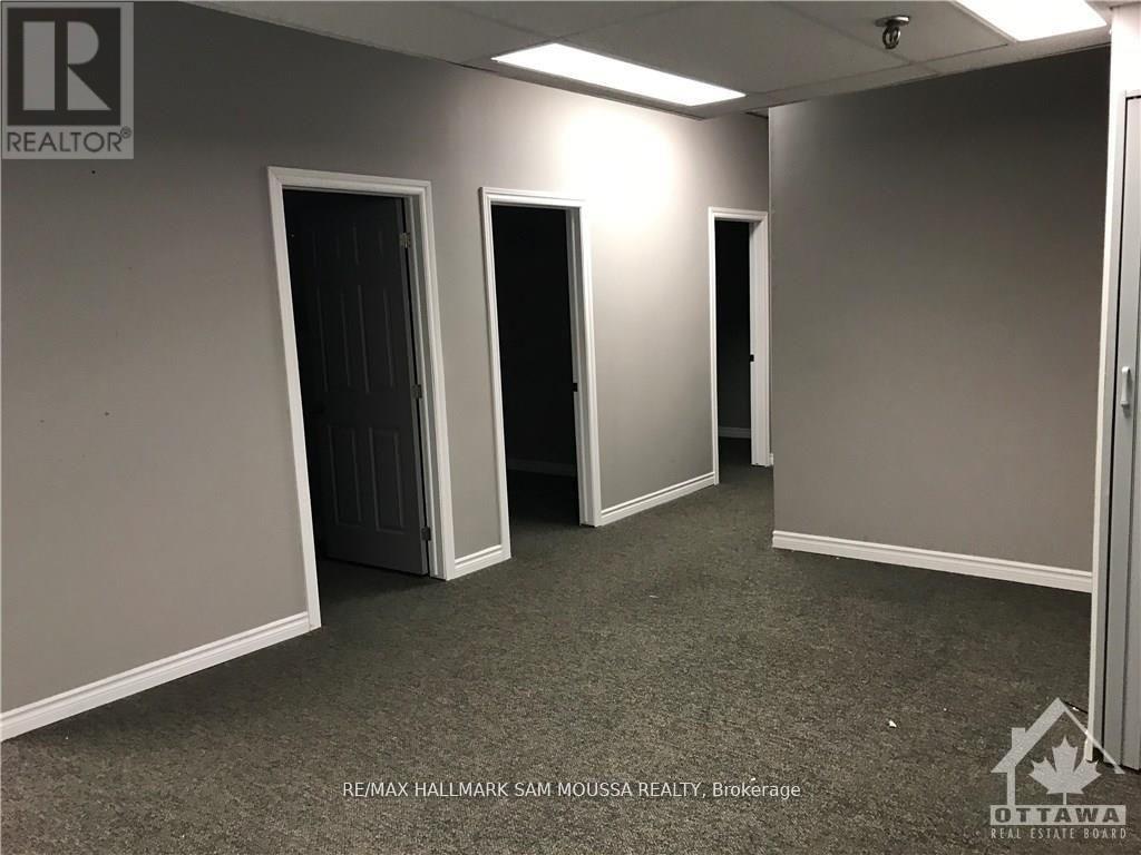 2602 - 2586 Innes Road Property Photo 4