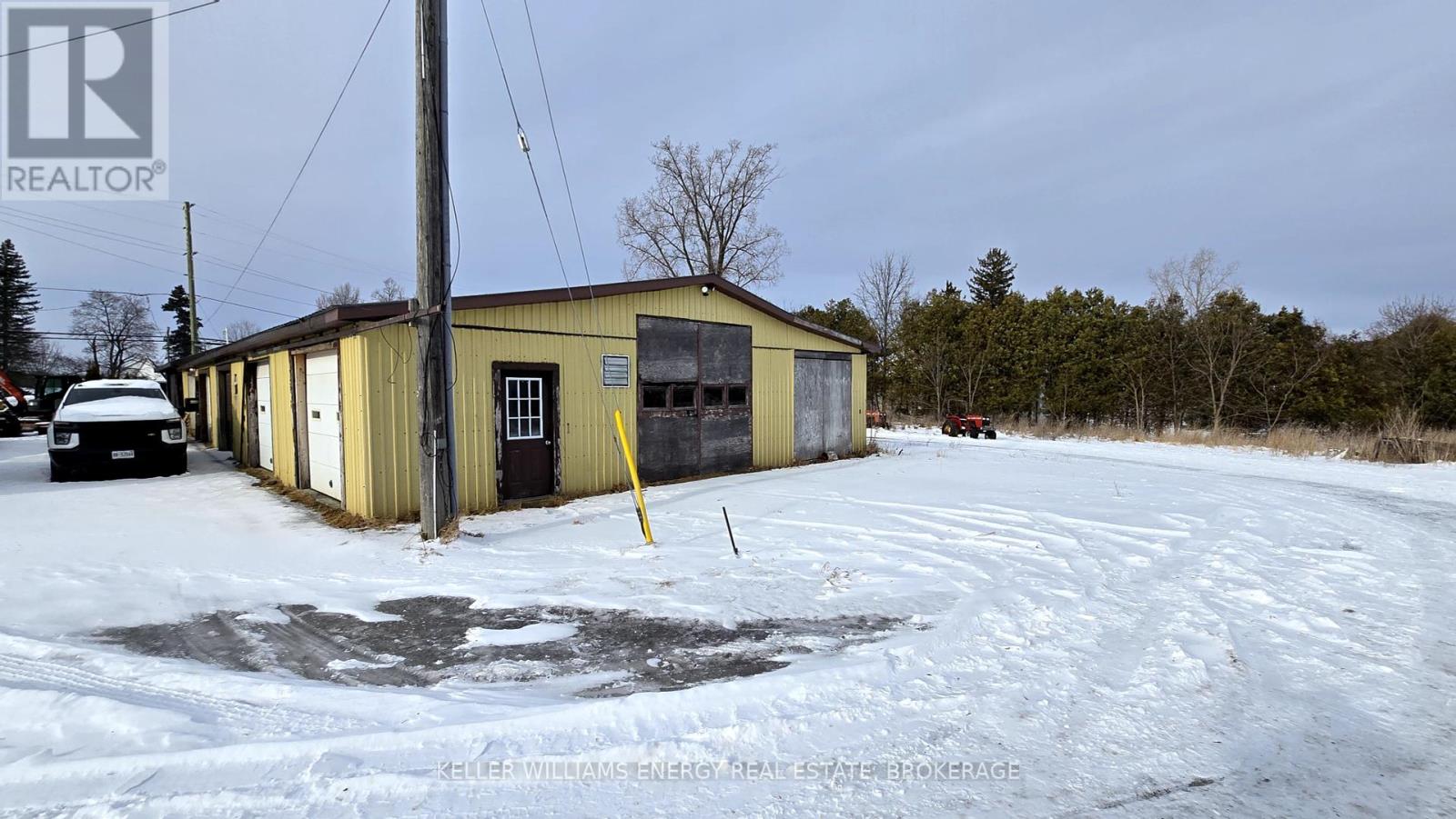12699 Loyalist Parkway Property Photo 2