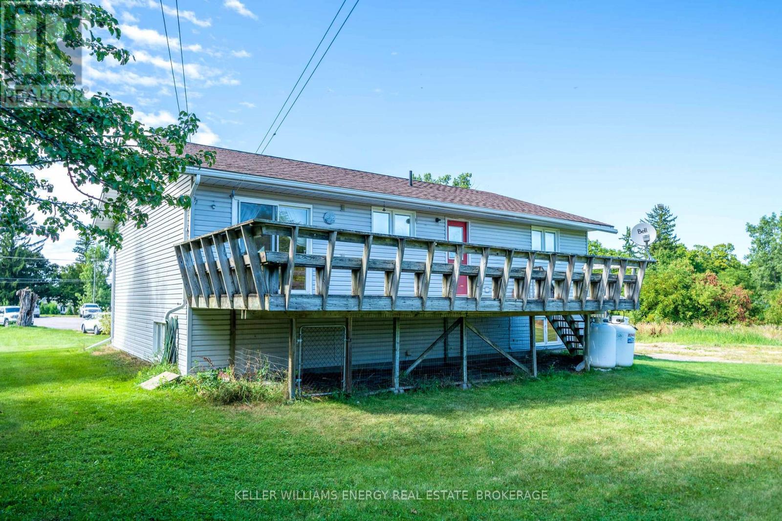 12699 Loyalist Parkway Property Photo 7
