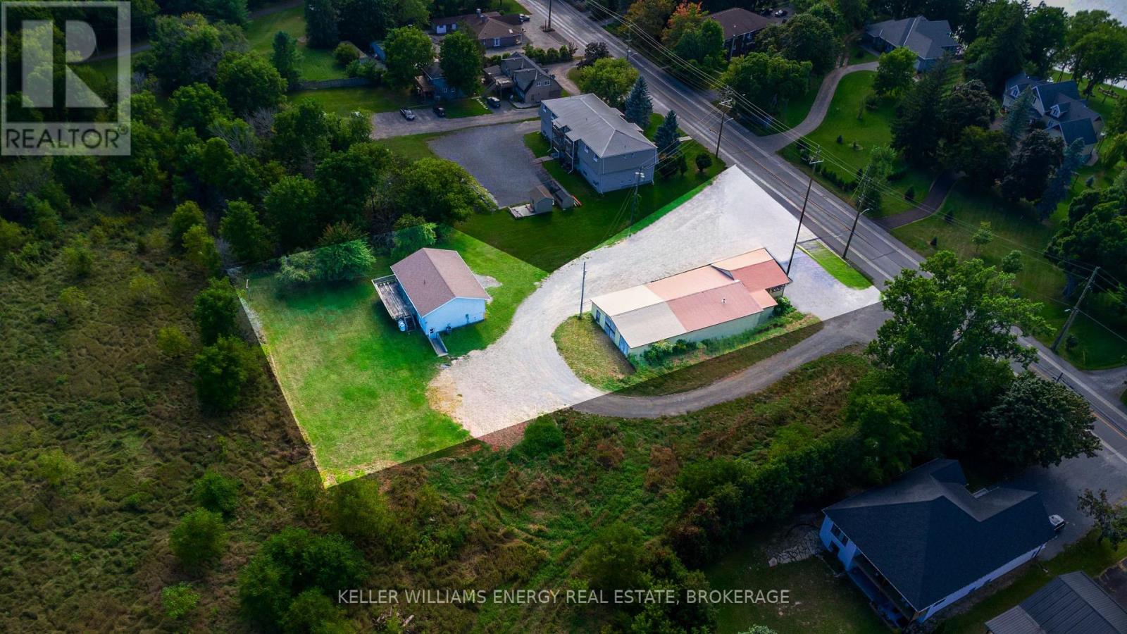 12699 Loyalist Parkway Property Photo 11
