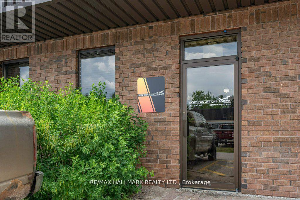 7 - 191 Booth Road Property Photo 4