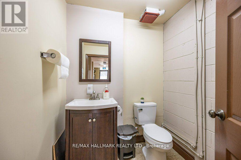 7 - 191 Booth Road Property Photo 12