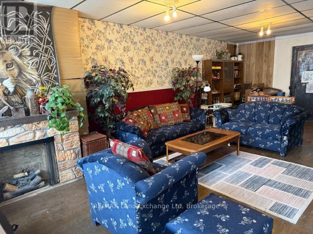 4 High Street Property Photo 9