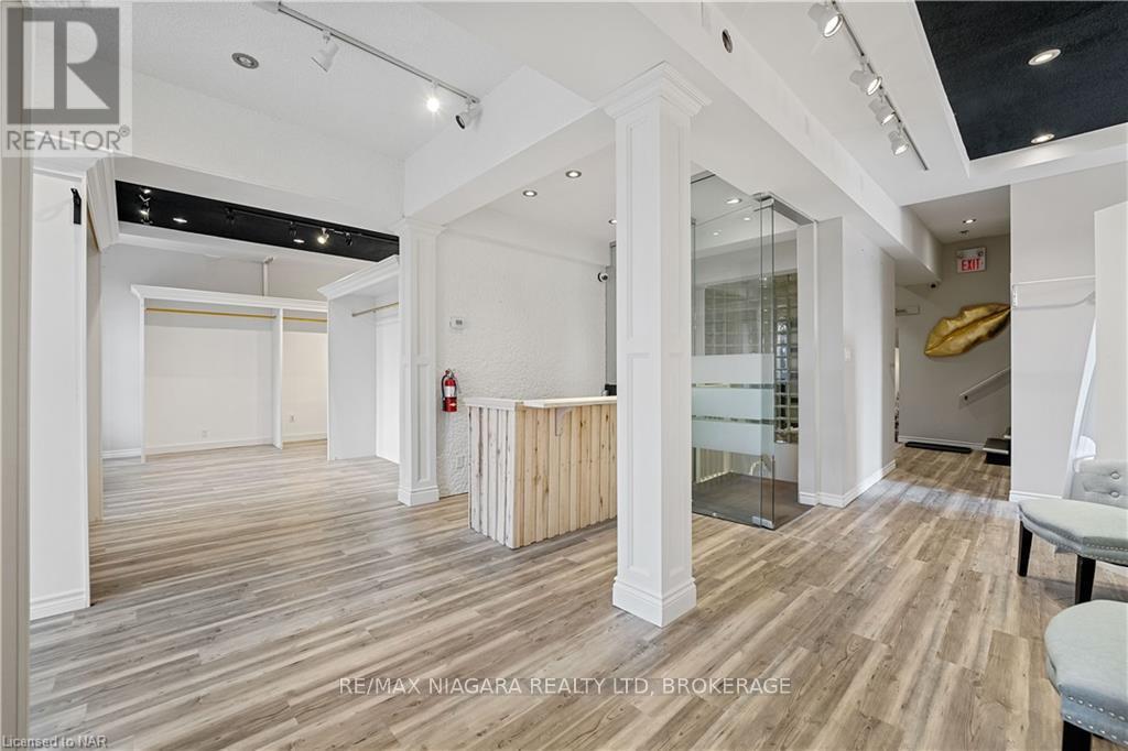 Upper - 15 Welland Avenue Property Photo 3