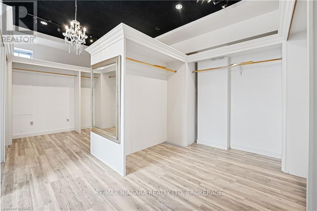Upper - 15 Welland Avenue Property Photo 6