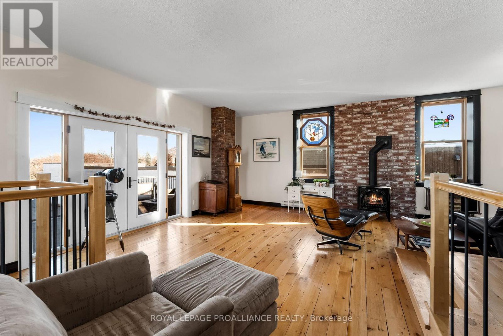 345 Victoria Street N Property Photo 26