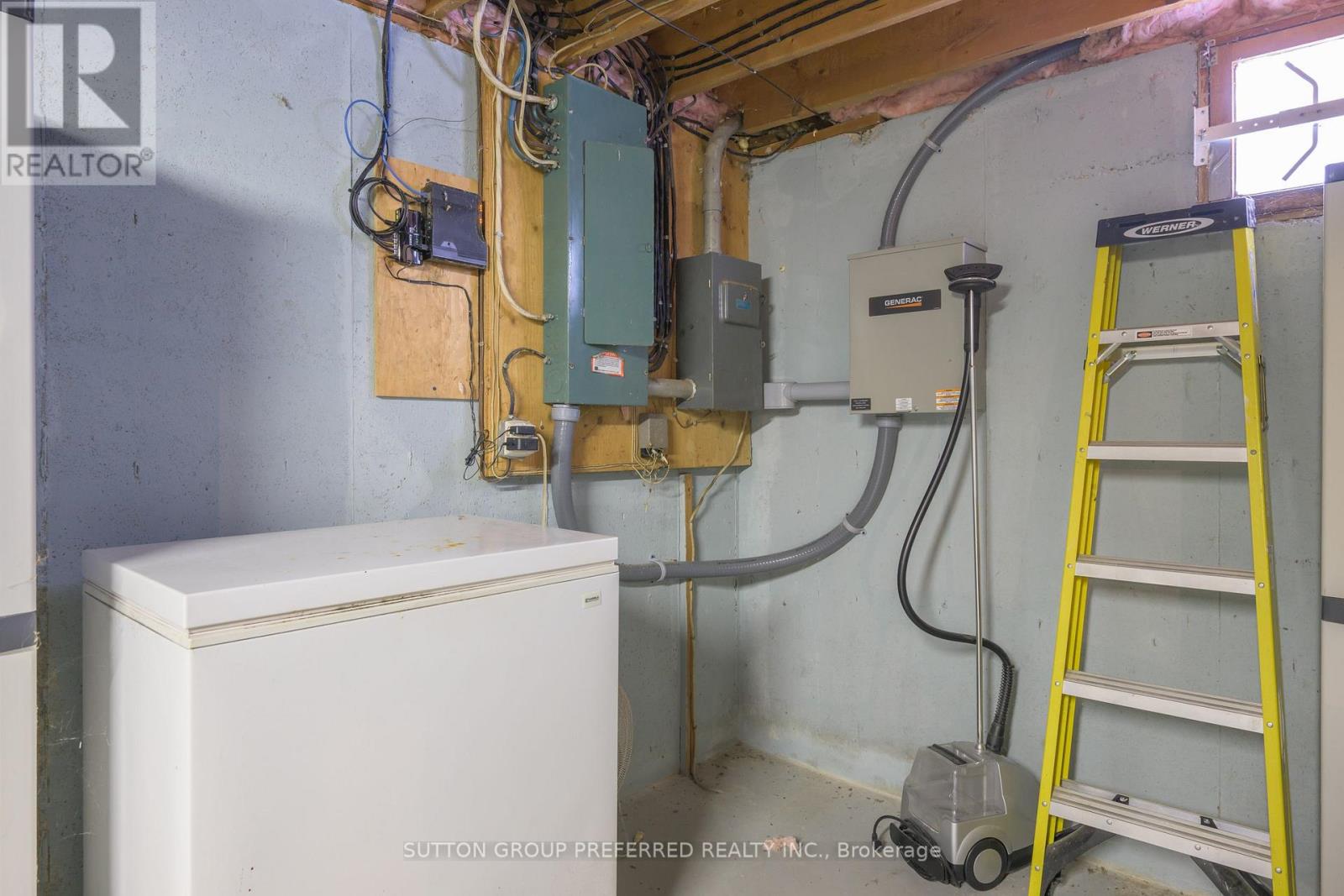 6186 Egremont Drive Property Photo 38