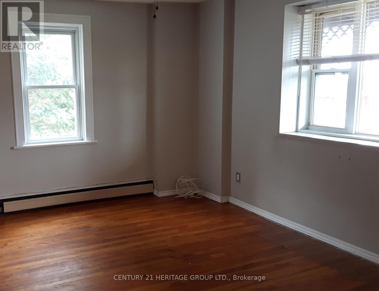 415 Caron Street Property Photo 4