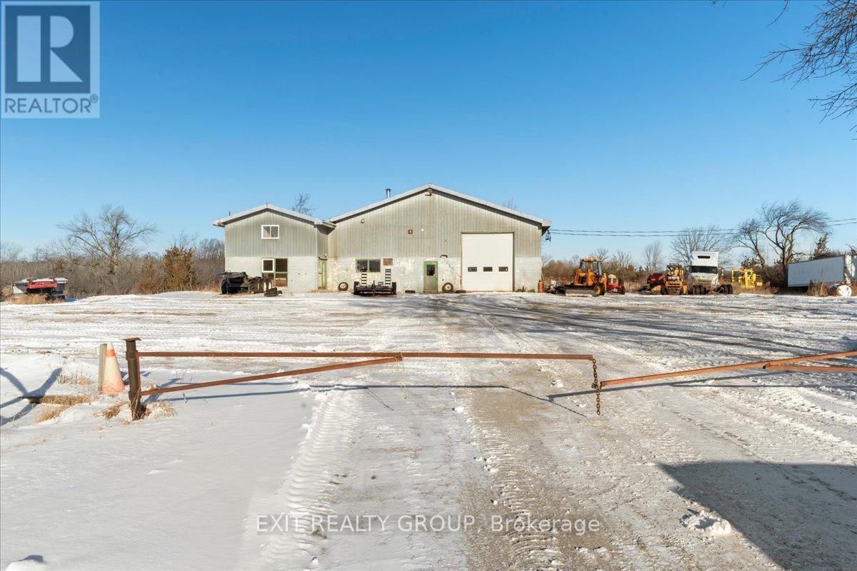 446 Hamilton Road Property Photo 5