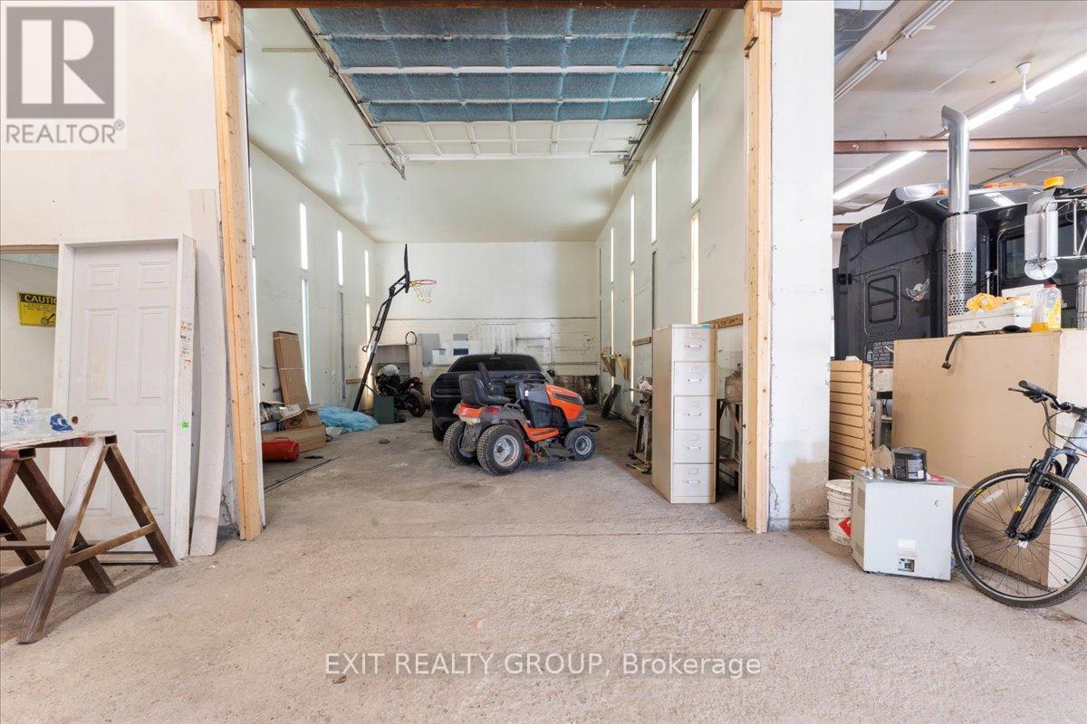446 Hamilton Road Property Photo 18