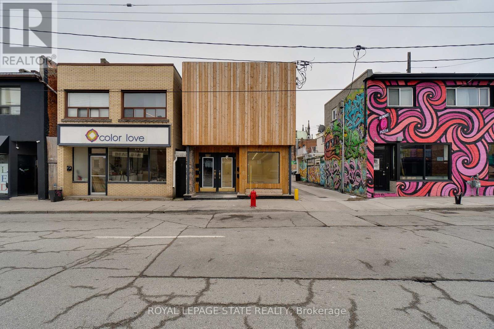 18 Barton Street E Property Photo 2