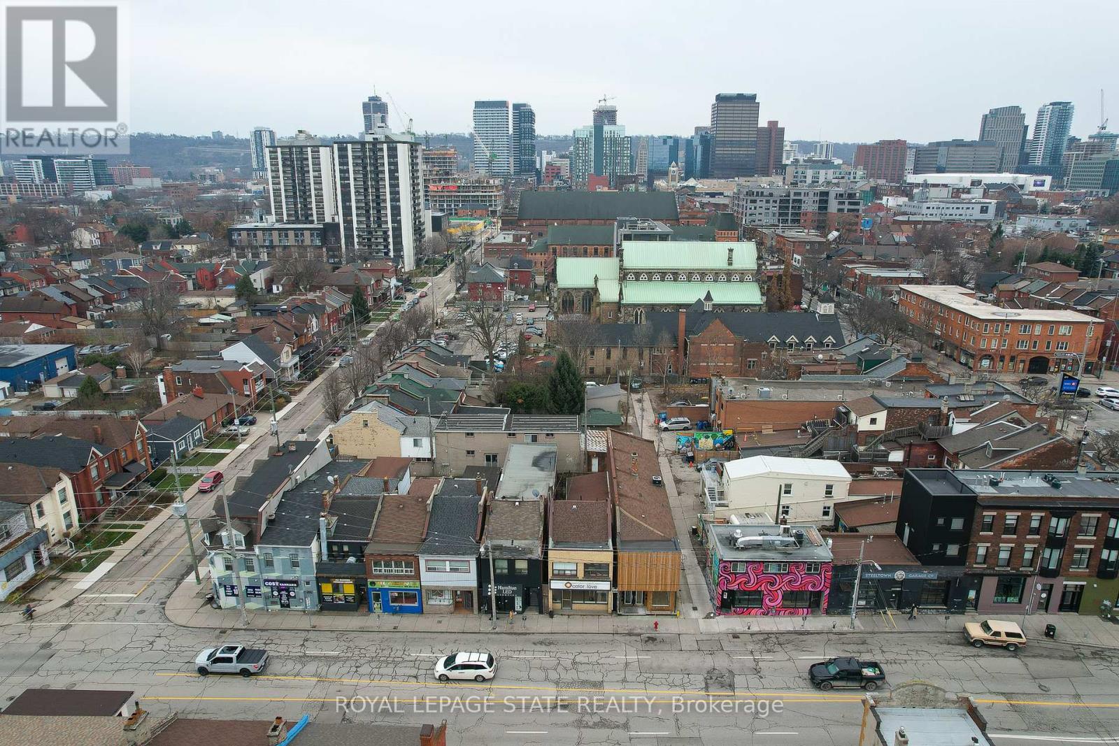 18 Barton Street E Property Photo 24